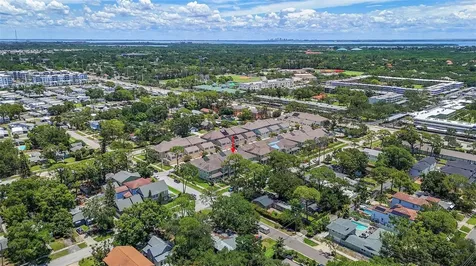 225 49th Avenue N St Petersburg FL 33703