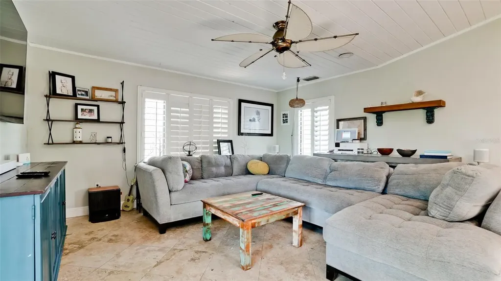 9403 9th Avenue NW Bradenton FL 34209