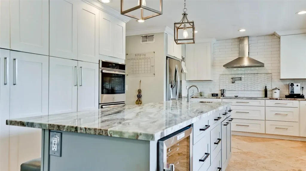 9403 9th Avenue NW Bradenton FL 34209