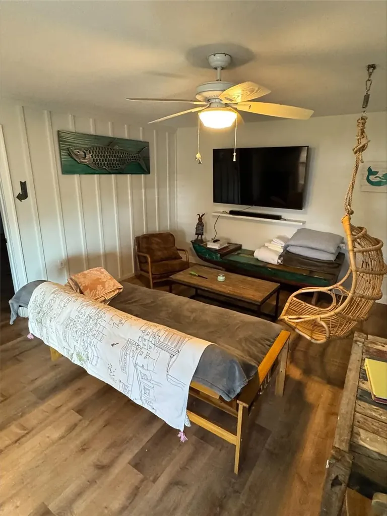 9403 9th Avenue NW Bradenton FL 34209
