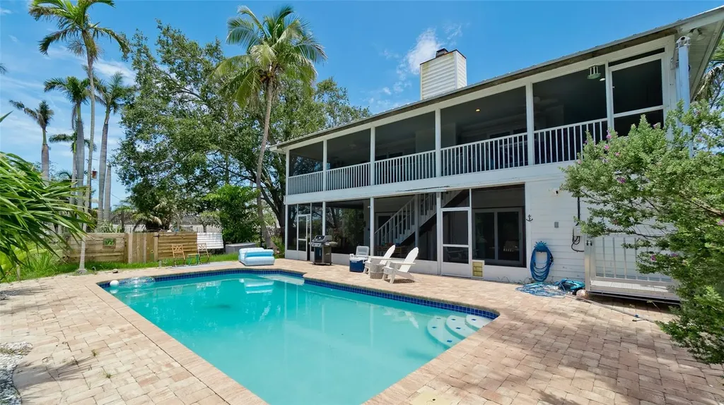 9403 9th Avenue NW Bradenton FL 34209