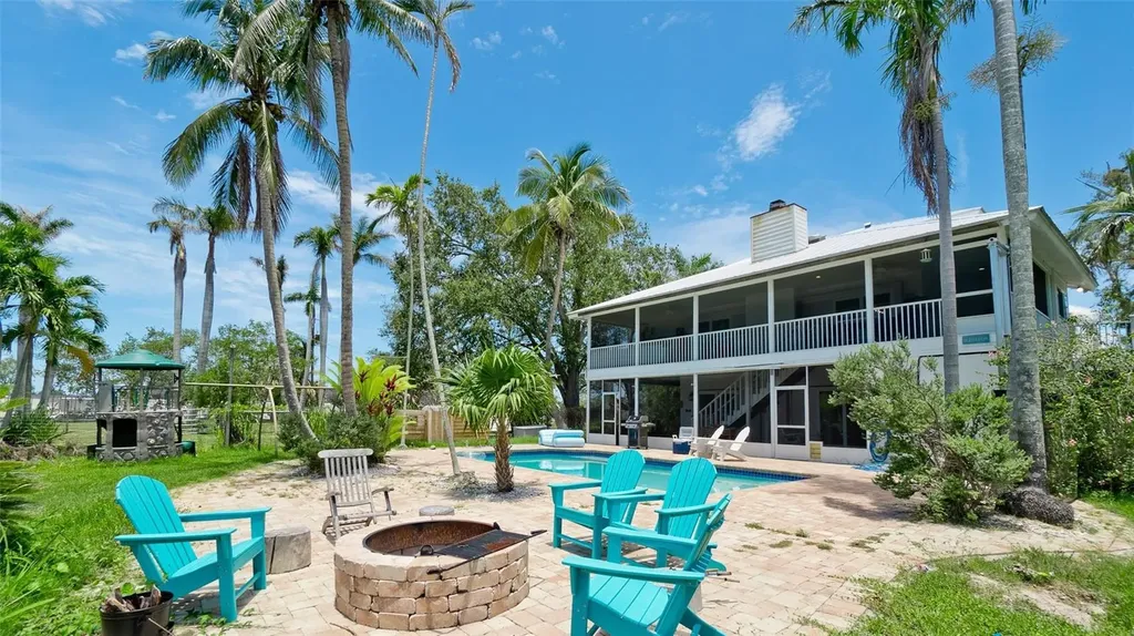 9403 9th Avenue NW Bradenton FL 34209