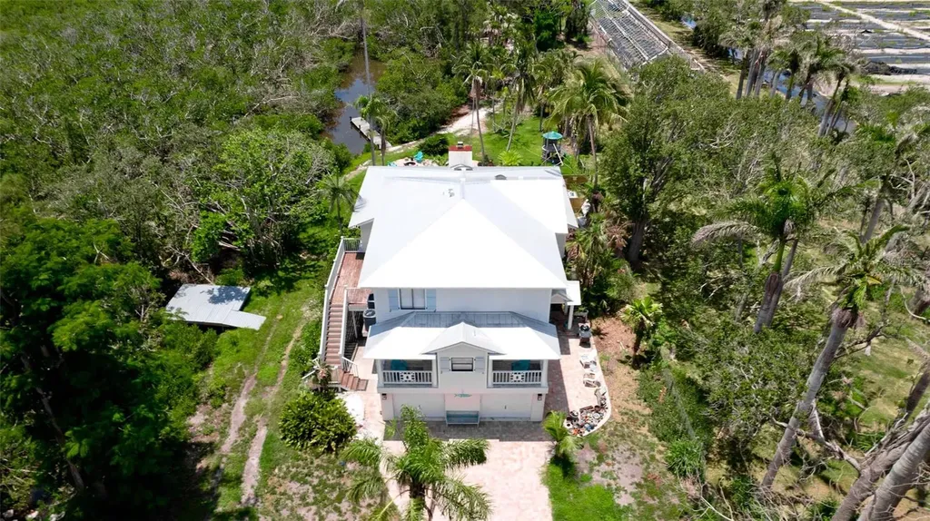 9403 9th Avenue NW Bradenton FL 34209