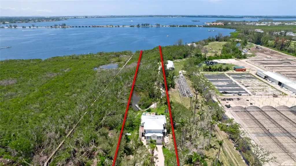 9403 9th Avenue NW Bradenton FL 34209
