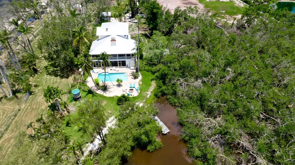 9403 9th Avenue NW Bradenton FL 34209