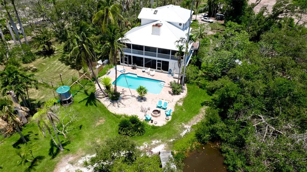 9403 9th Avenue NW Bradenton FL 34209