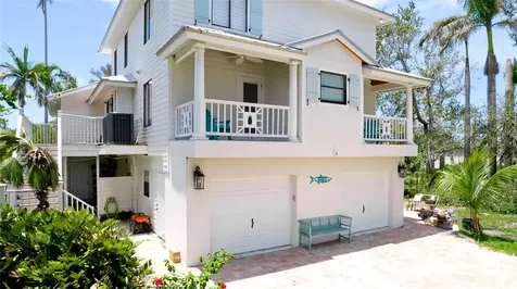 9403 9TH Avenue NW Bradenton FL 34209