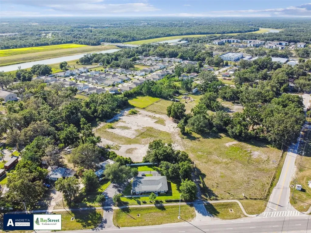 11102 N 301 Highway Thonotosassa FL 33592