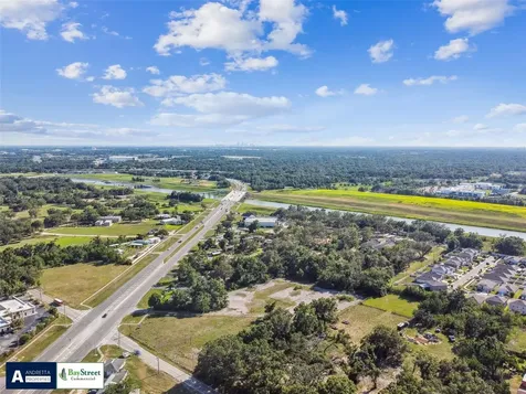 11102 N 301 Highway Thonotosassa FL 33592