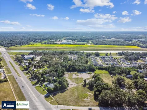 11102 N 301 Highway Thonotosassa FL 33592