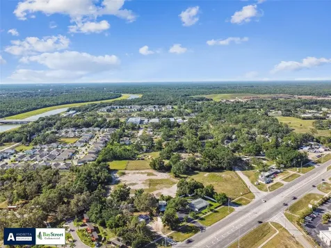 11102 N 301 Highway Thonotosassa FL 33592
