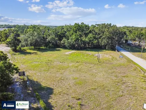 11102 N 301 Highway Thonotosassa FL 33592