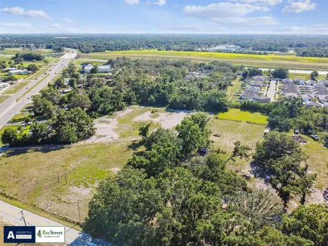 11102 N 301 Highway Thonotosassa FL 33592
