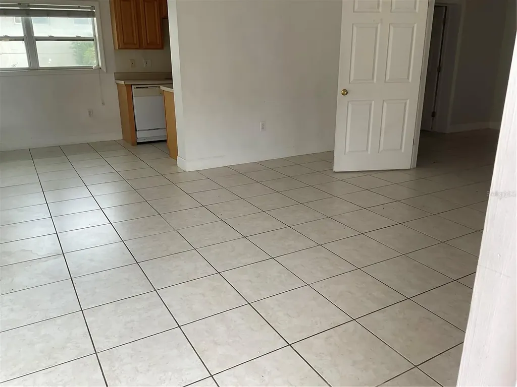 2121 Lakeview Drive Sebring FL 33870