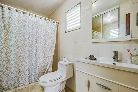 C Urb. Reparto La Hacienda Santa Isabel PR 00757