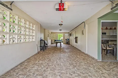 C Urb. Reparto La Hacienda Santa Isabel PR 00757