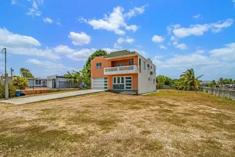 C Urb. Reparto La Hacienda Santa Isabel PR 00757