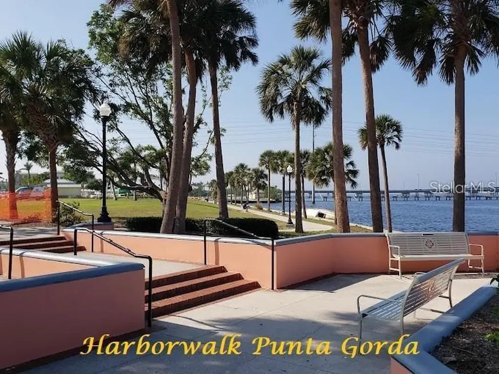 Gaskins Circle North Port FL 34288