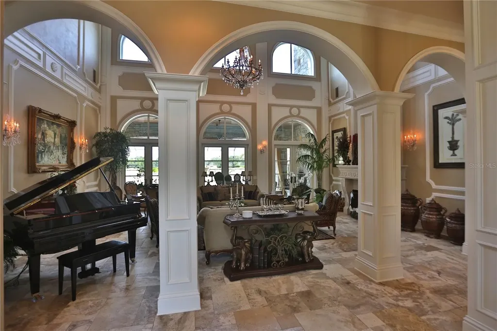 15305 NW Highway 320 Micanopy FL 32667
