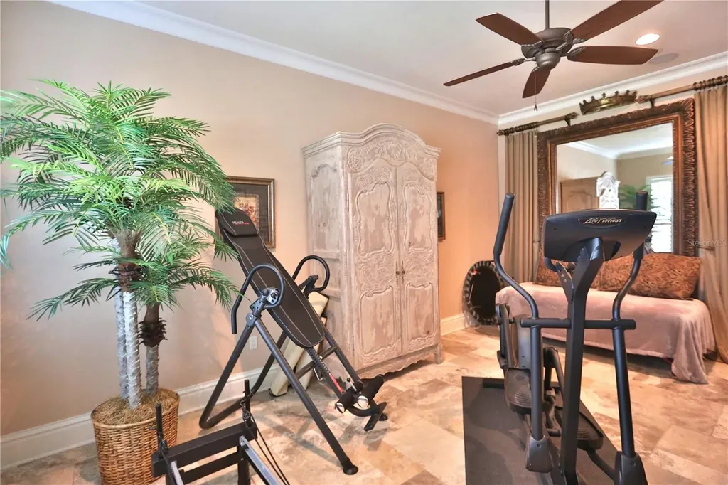 15305 NW Highway 320 Micanopy FL 32667
