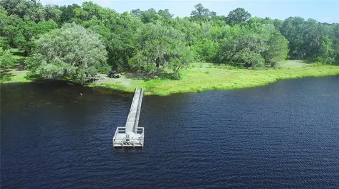 15305 NW Highway 320 Micanopy FL 32667