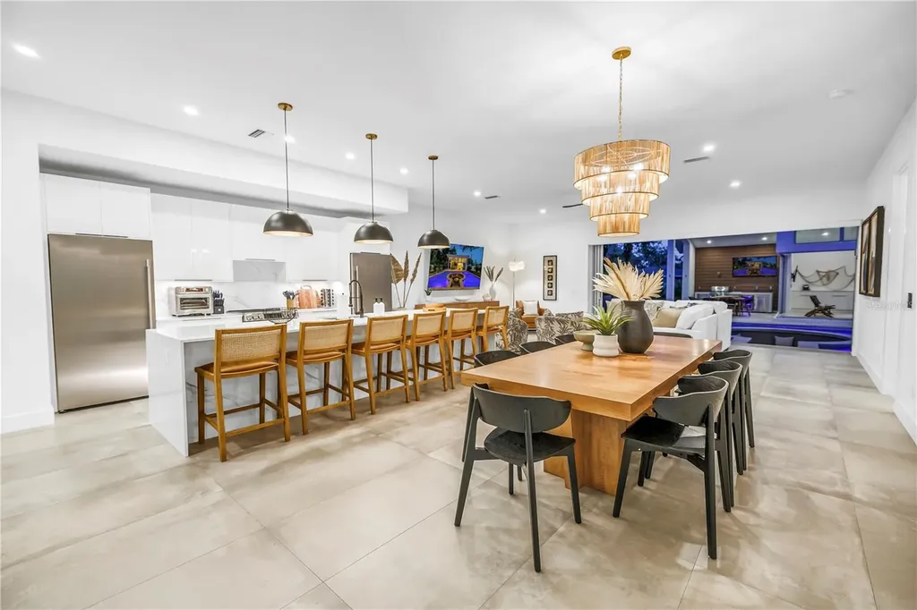 2065 Goldenrod Street Sarasota FL 34239