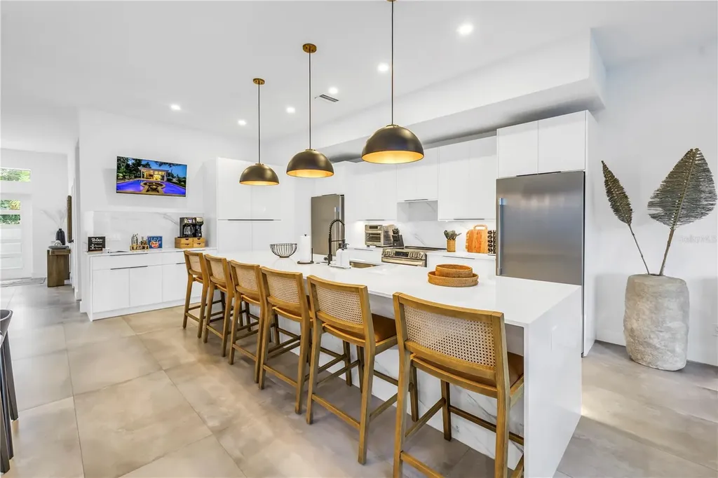 2065 Goldenrod Street Sarasota FL 34239
