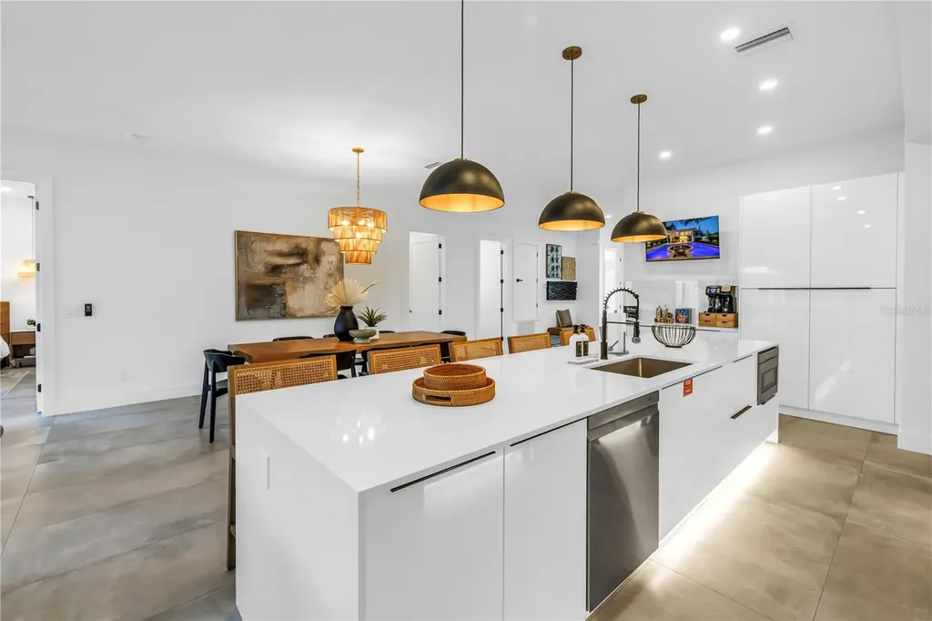 2065 Goldenrod Street Sarasota FL 34239
