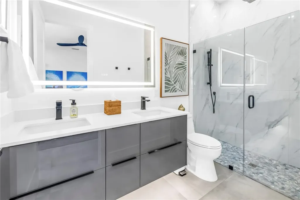 2065 Goldenrod Street Sarasota FL 34239