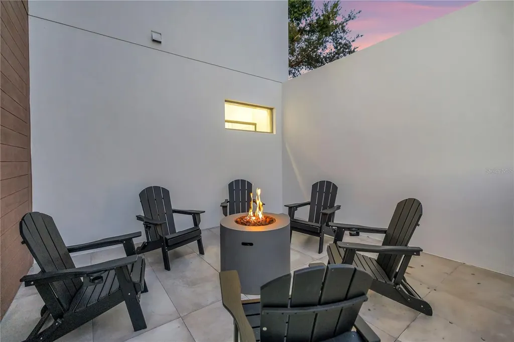 2065 Goldenrod Street Sarasota FL 34239
