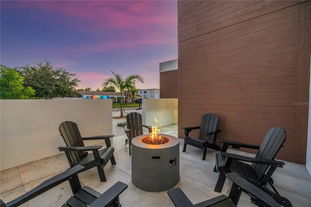 2065 Goldenrod Street Sarasota FL 34239
