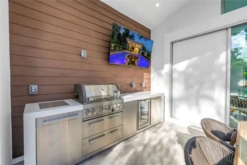 2065 Goldenrod Street Sarasota FL 34239