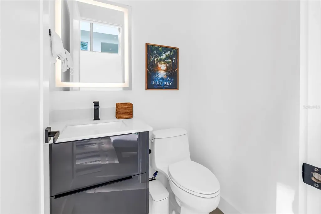 2065 Goldenrod Street Sarasota FL 34239