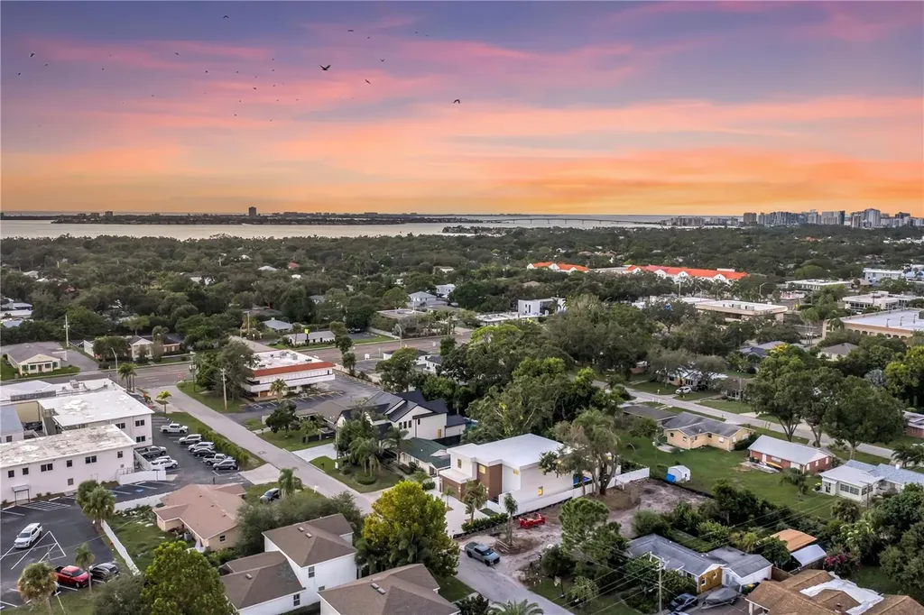 2065 Goldenrod Street Sarasota FL 34239