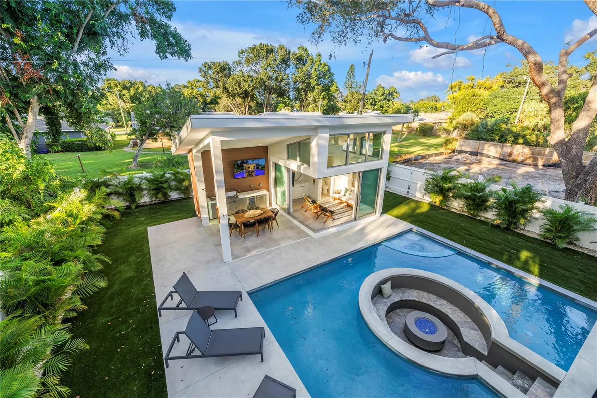 2065 Goldenrod Street Sarasota FL 34239