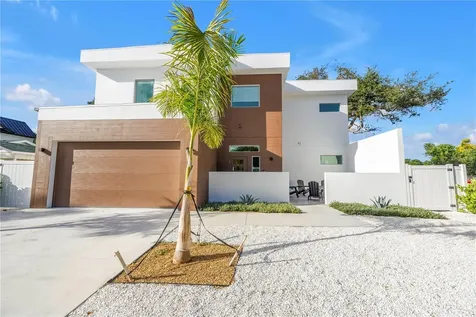 2065 Goldenrod Street Sarasota FL 34239