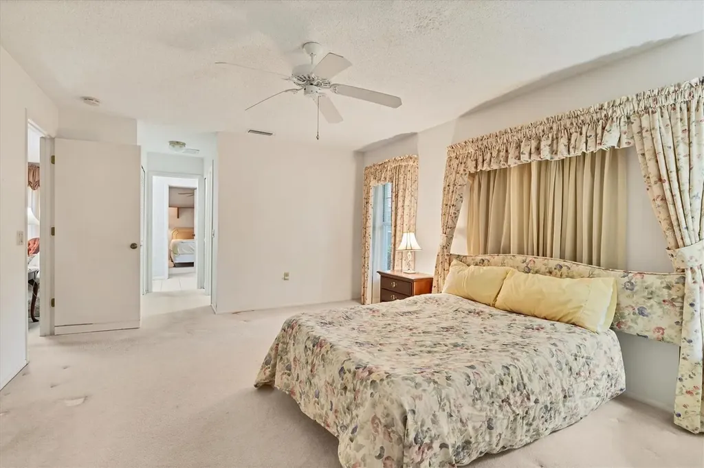 5510 Garden Lakes Oak Bradenton FL 34203