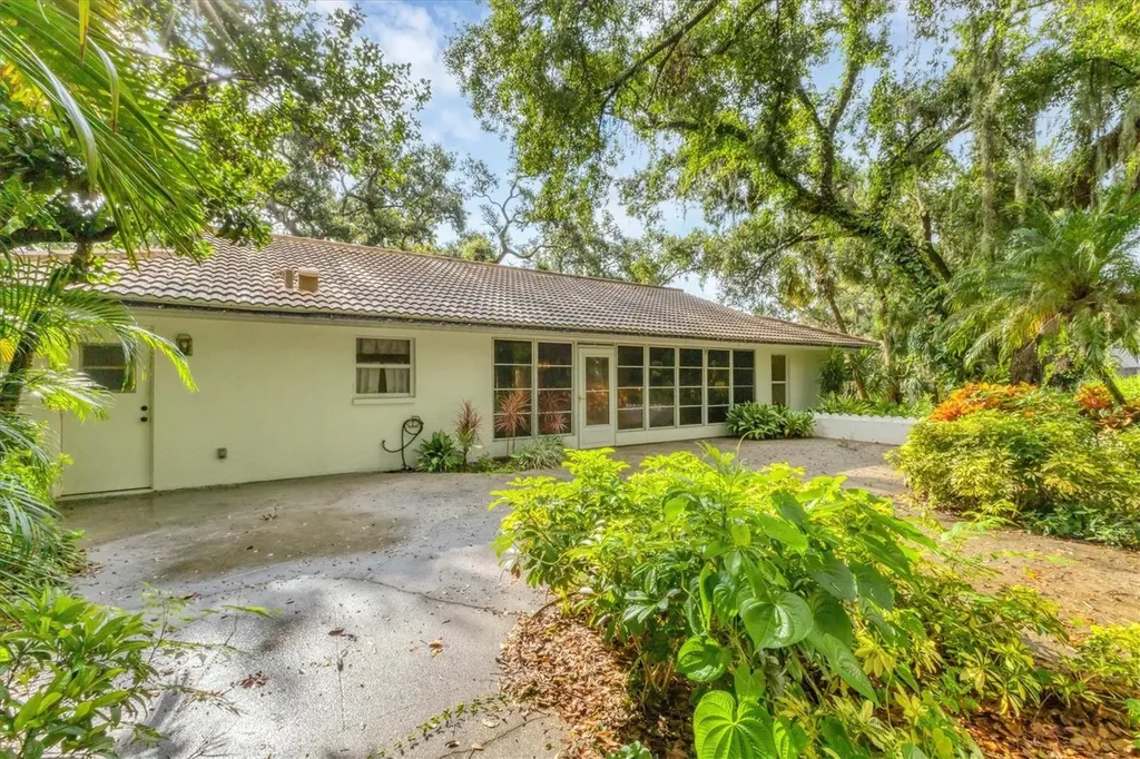 5510 Garden Lakes Oak Bradenton FL 34203