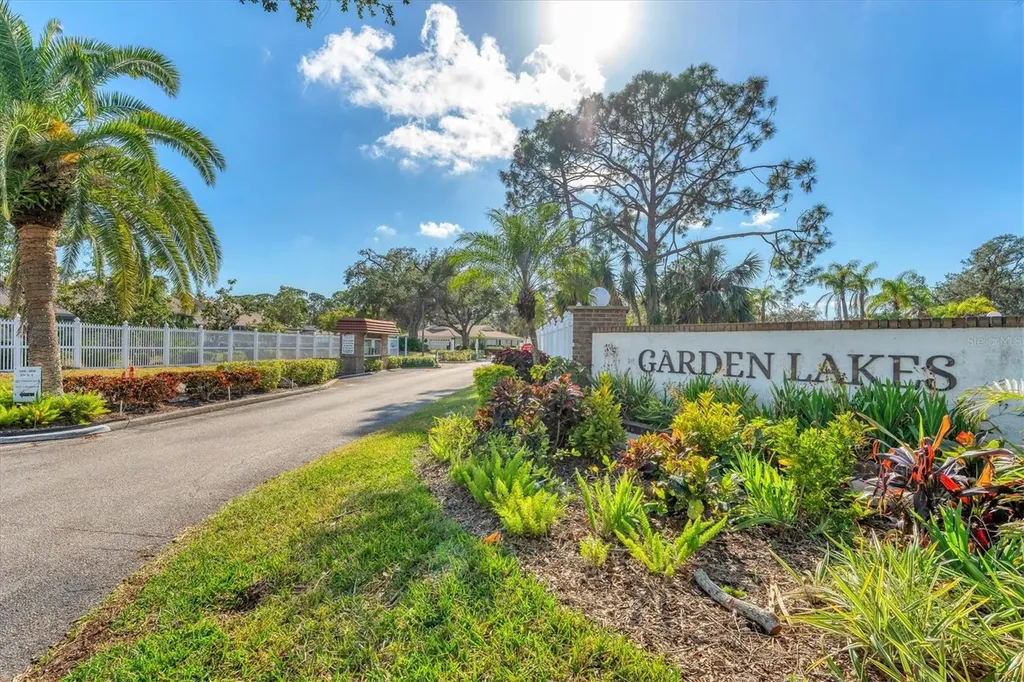5510 Garden Lakes Oak Bradenton FL 34203