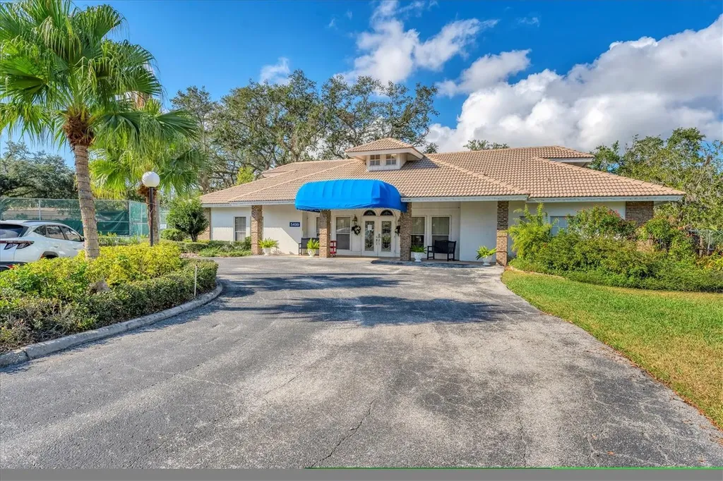 5510 Garden Lakes Oak Bradenton FL 34203
