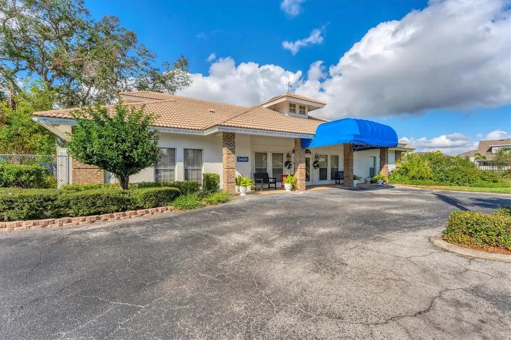 5510 Garden Lakes Oak Bradenton FL 34203