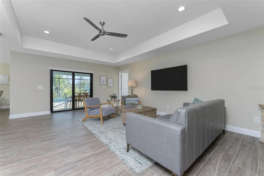 184 Spring Drive Rotonda West FL 33947