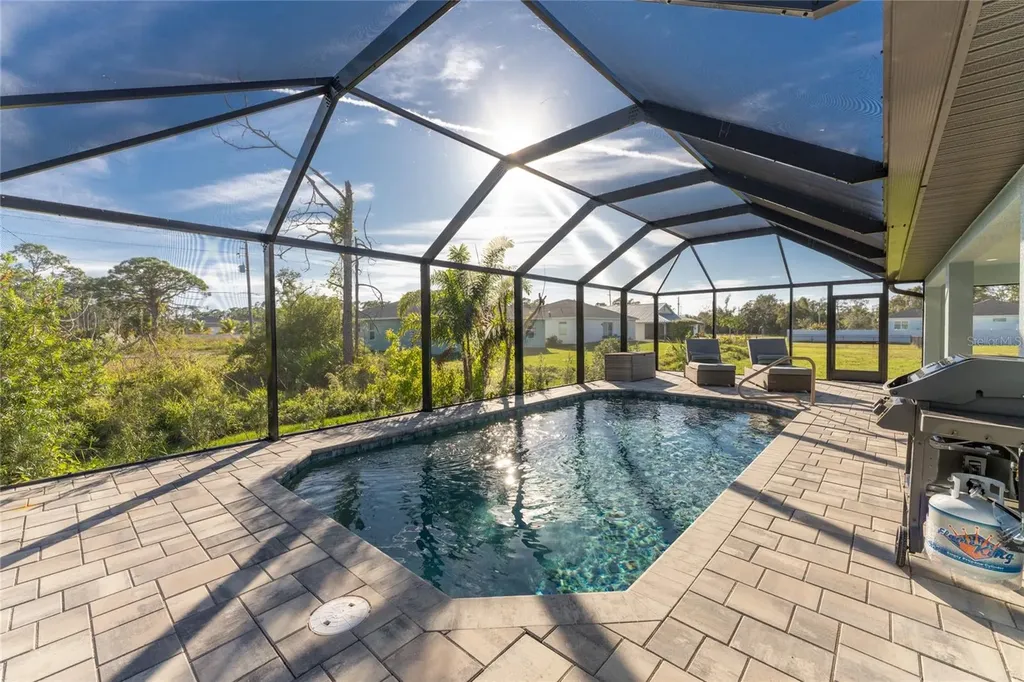 184 Spring Drive Rotonda West FL 33947