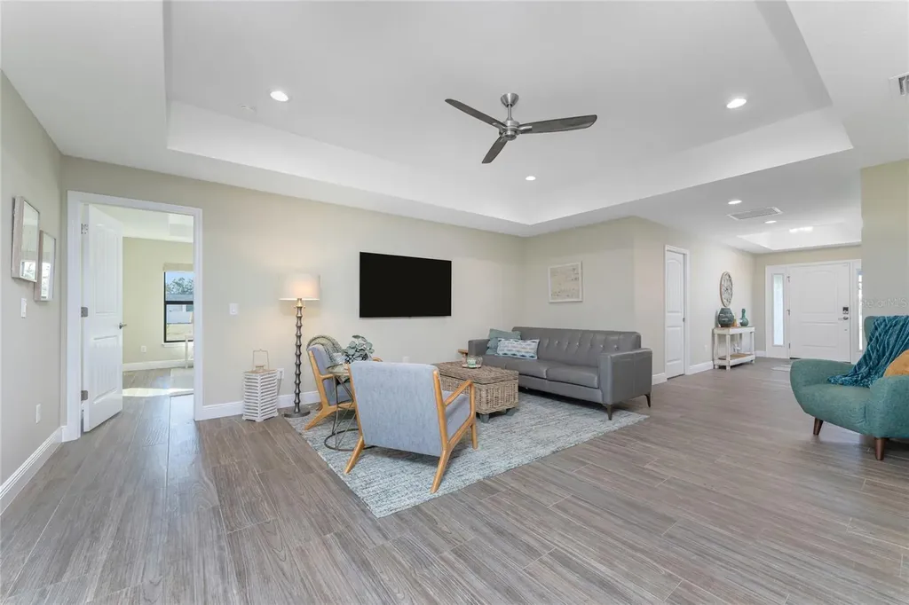 184 Spring Drive Rotonda West FL 33947