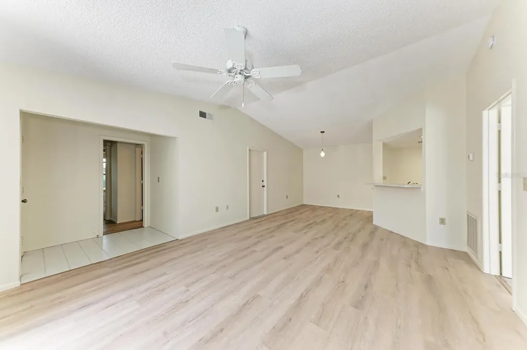 4154 Center Pointe Circle Sarasota FL 34233