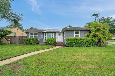 1601 14th Street N St Petersburg FL 33704