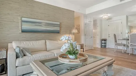750 N Tamiami Trail Sarasota FL 34236