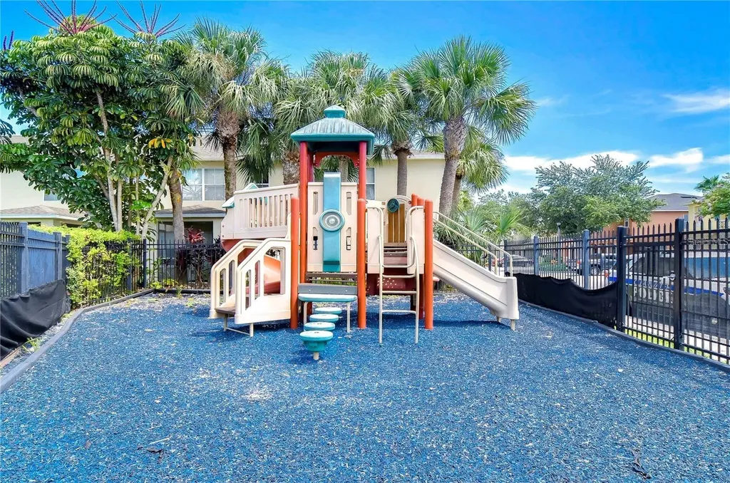 2570 Sea Wind Way Clearwater FL 33763