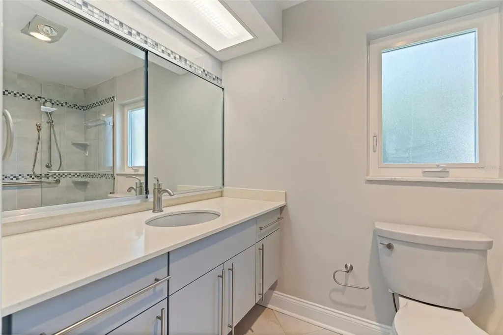 11055 7th Street E Treasure Island FL 33706