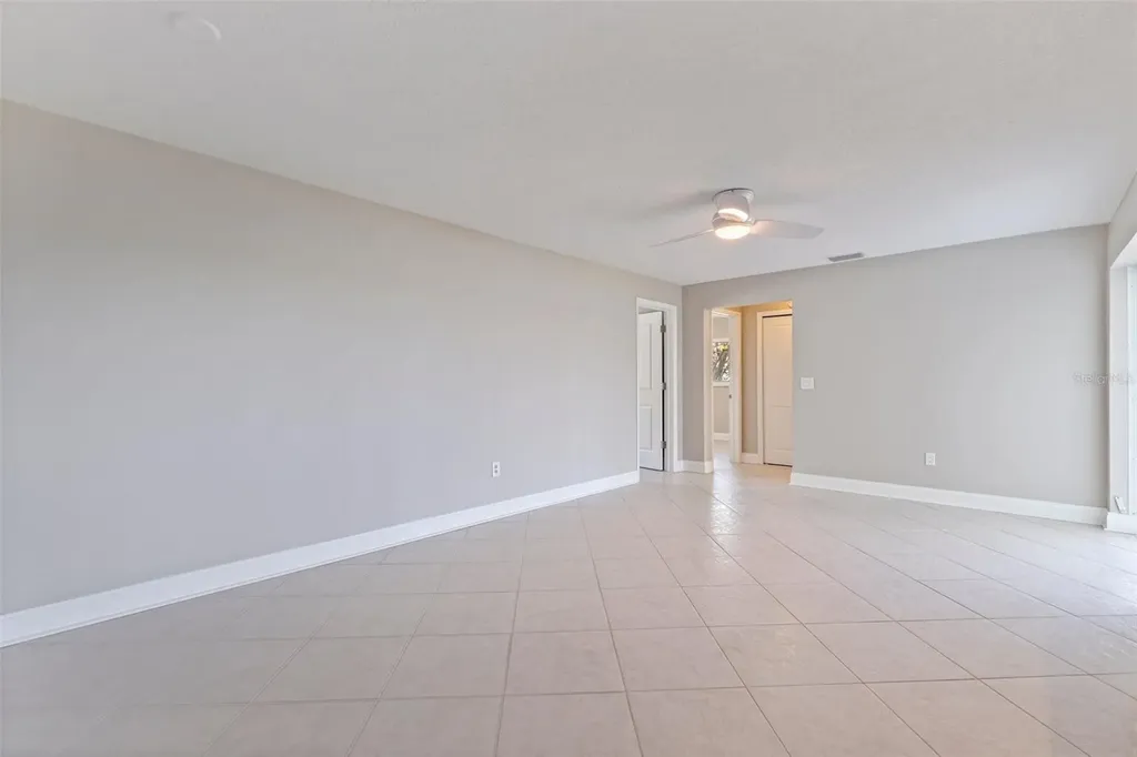 11055 7th Street E Treasure Island FL 33706